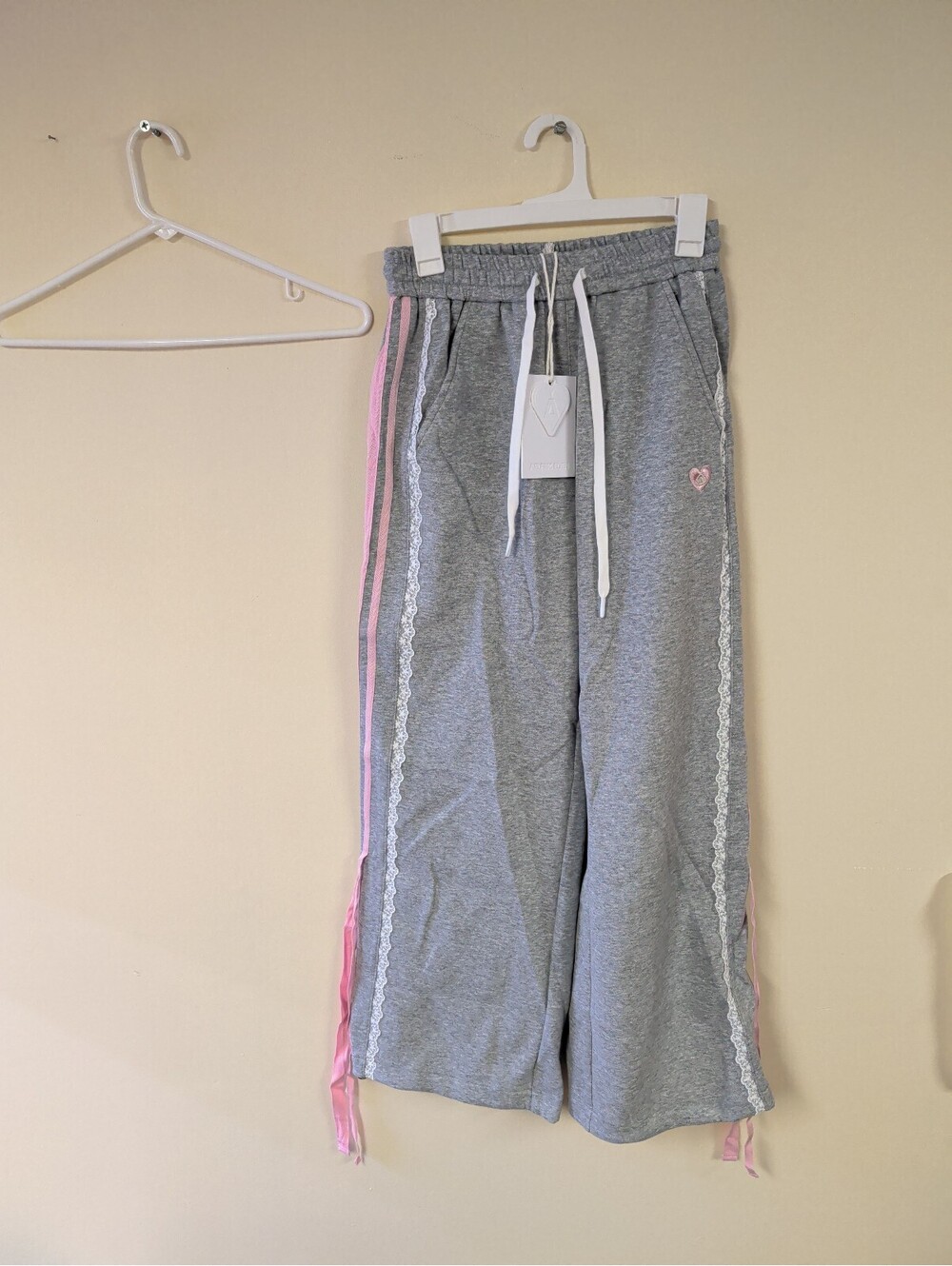 Aelfric Eden Gray Sweatpants with Pink and White Lace Trim Size Small